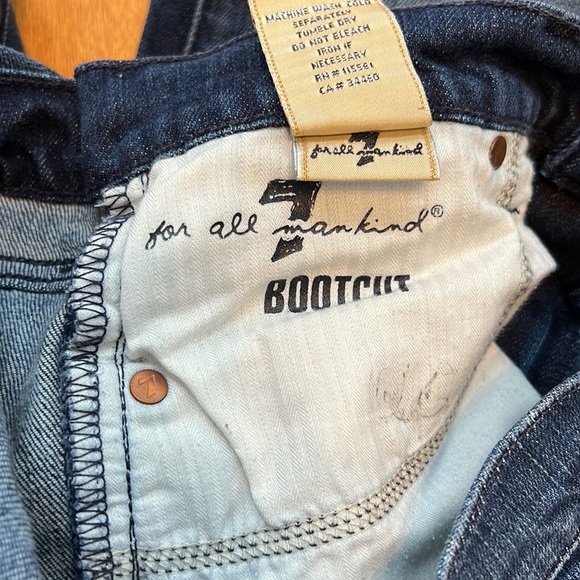 7 For All Mankind Low Rise Bootcut Jeans Size 28 - Picture 7 of 7